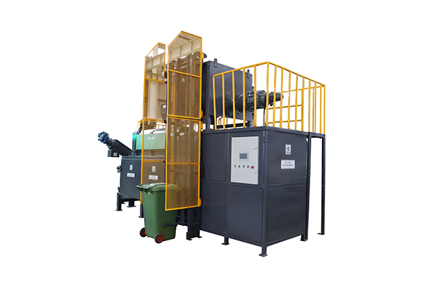 紙盒泡沫就地分揀 果蔬垃圾現(xiàn)場“壓榨”，這個(gè)市場果蔬垃圾這樣減量